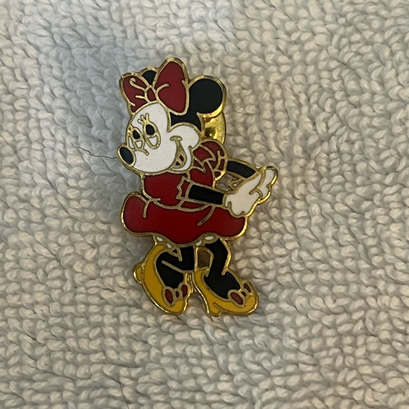 Vintage Disney collectors pins - Picture 3 of 8